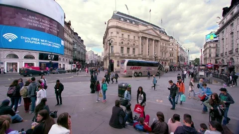 CROWD TRAFFIC JUNCTION COVENTRY STREET LONDON Stock-Footage 72976286