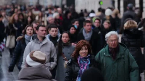 Crowd walking down street 動画素材 10726266