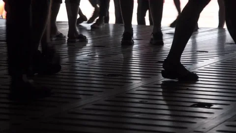 Crowd Walking 스톡 동영상 80089010