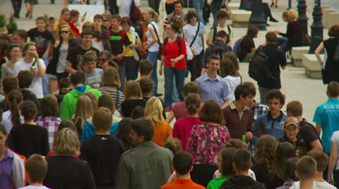 Crowd - Walkway 1 Video stock 34404669