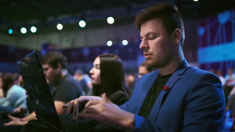 Crowded audience group students use notebook. Men write business lecture laptop. Video stock 139312294