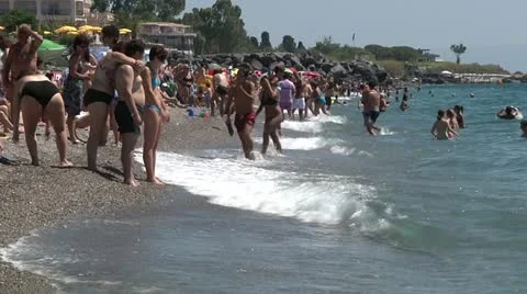 Crowded beach in Europe Video stock 11410187