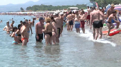 Crowded beach. Stock Footage 30340243