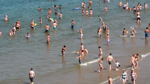 Crowded Beach in Summer Stock-Footage 26374757
