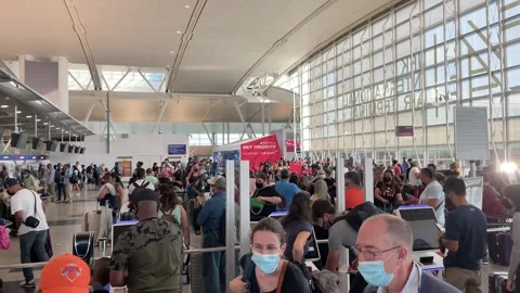 Crowded check-in line Stock Footage 158129275