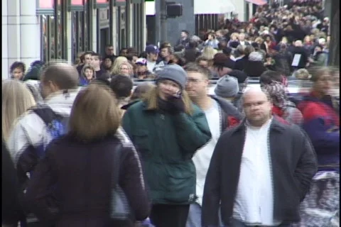 Crowded City Sidewalk Stock-Footage 297338