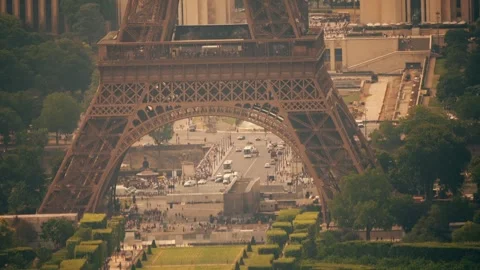 Crowded garden of the Eiffel Tower in Paris, France Stock Footage 246010201