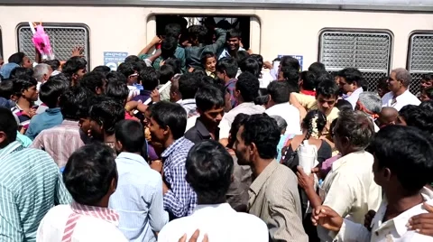 Crowded Indian Train Station during rush hour Stock Footage 41573556