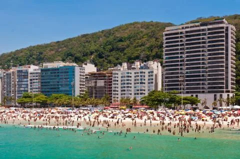 Crowded Leme Beach Stock-Fotos