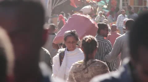 Crowded market, men and women of Ethiopia, Addis Ababa, Open Air Market, Africa Stock Footage