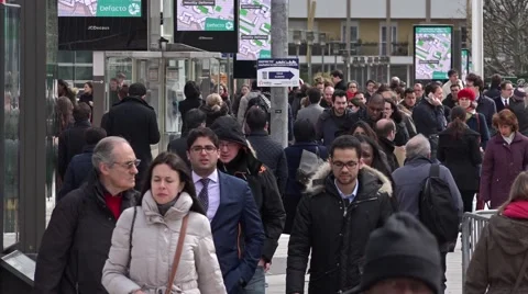 Crowded sidewalk citzens - 60fps Stock Footage 48906261