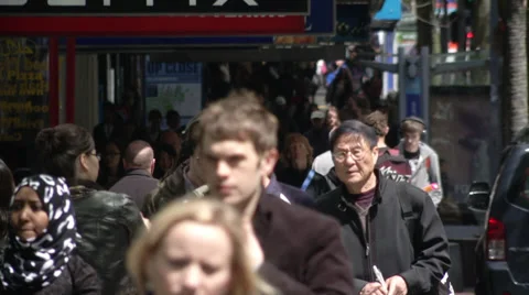 Crowded sidewalk on Queen Street Stock Footage 34503555