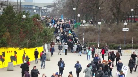Crowded sidewalks in Warsaw Stock-Footage 61367862
