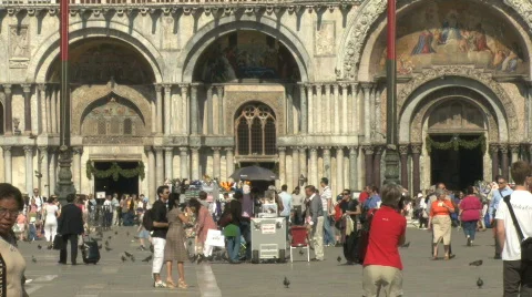 Crowded St. Mark's Square / Piazza San Marco in Venice, Italy Stock Footage 716503