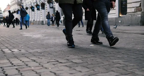 Crowded street of different people 動画素材 94640407