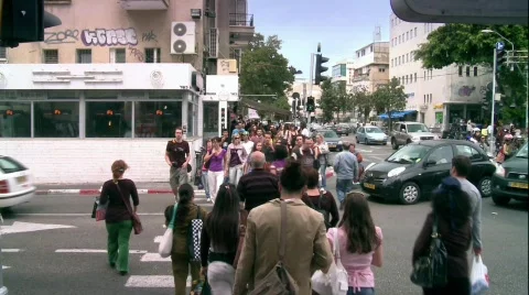 Crowded street Stock Footage