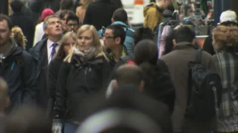 CROWDED STREET 動画素材 10686514