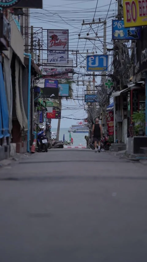 Crowded Streets During Rush Hour in Pattaya Stock Footage 311679728