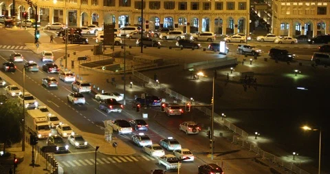Crowded at a traffic junction in Doha by night Stock Footage 122030554