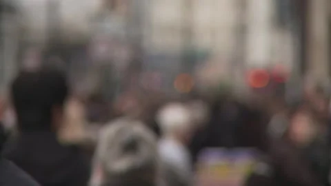 Crowds in London Stock-Footage 255179128