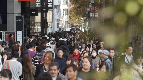Crowds in Omotesando on weekends Stock Footage 120494273