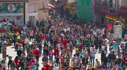 CROWDS PEOPLE COBBLED R DE SAO PAULO MACAU CHINA Stock-Footage 67946489