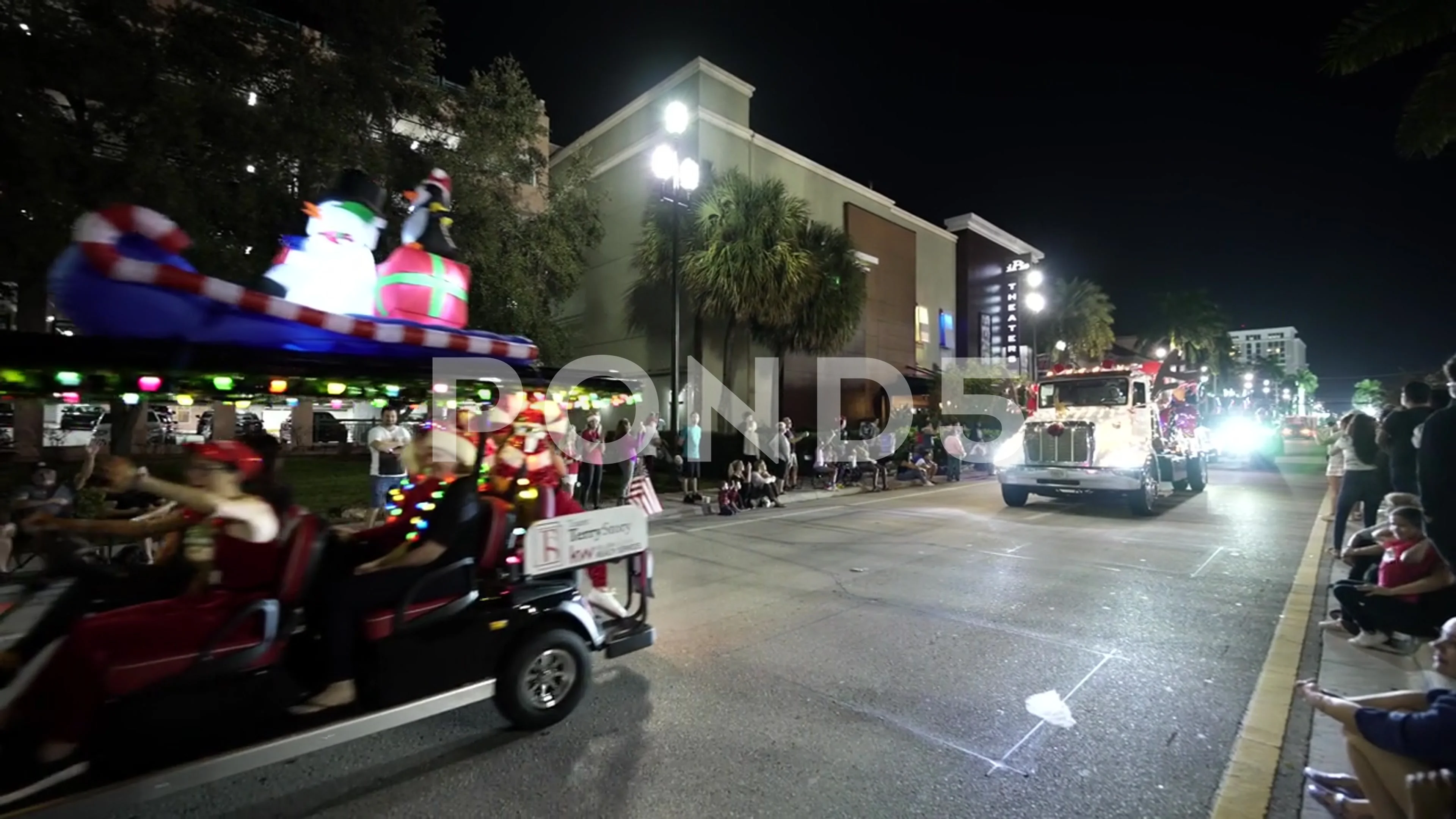 Boca Raton Christmas Parade 2022 Crowds Of People Gathering At Boca Raton... | Stock Video | Pond5