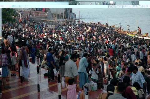 Crowds at the river 스톡 사진