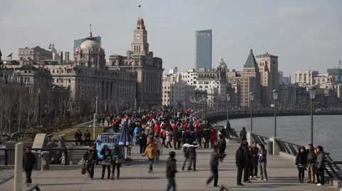 Crowds in Shanghai Bund Stock Footage 2518002