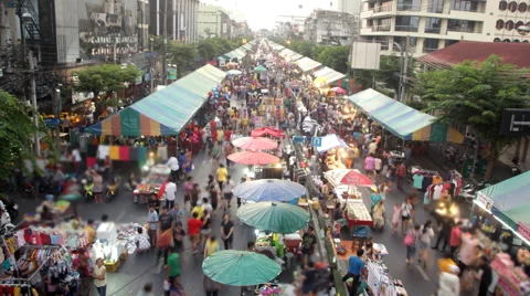 Crowds at shopping street Stock Footage 59710341