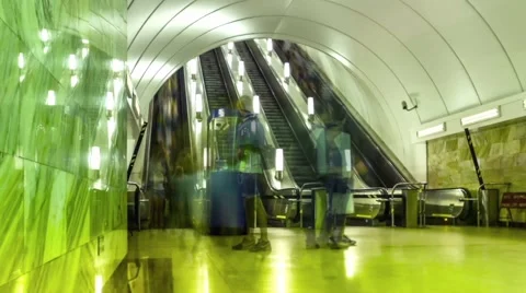 Crowds in the subway.Time Lapse Stockbeeldmateriaal 49597963