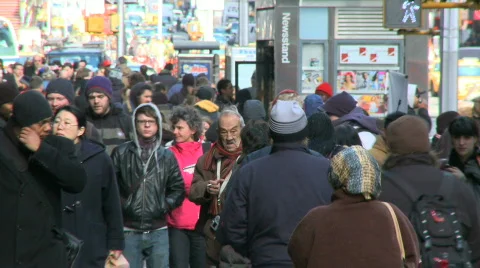 Crowds walking in urban setting (2 of 8) Stock Footage 331827