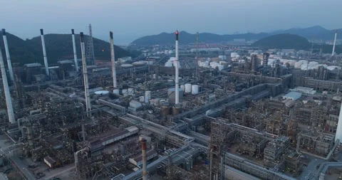 Crude Oil Refinery Complex Processing Infrastructure At Twilight Wide Aeria.. Stock Footage 336440955
