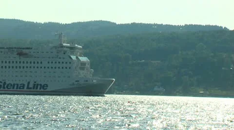 Cruise on the liner Stockbeeldmateriaal 8927563