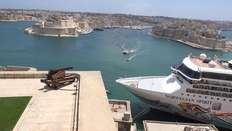 CRUISE LINERS MALTA Stock Footage 78302375