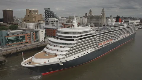 Cruise Ship Dockside Video stock 101517610