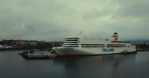 Cruise ship flyover Stock Footage 121990852