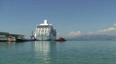 Cruise ship Stock Footage 85573