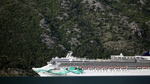 Cruise ship Stockbeeldmateriaal 38296050