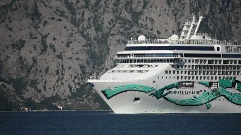 Cruise ship Stock Footage 38298040