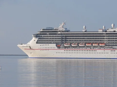 Cruise ship Stock Footage 77092187