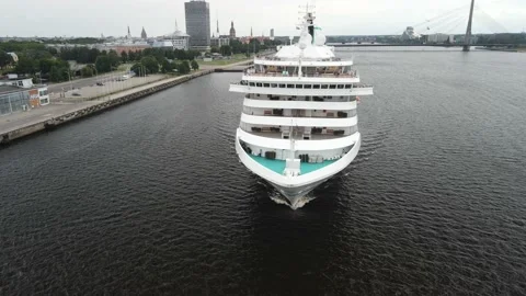 Cruise ship front view 動画素材 159276878