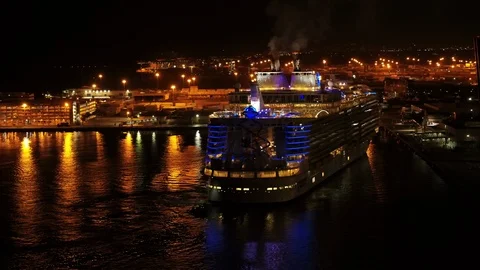 Cruise ship Harmony of the Seas getting docked at Port Everglades during night Stock Footage 116426862