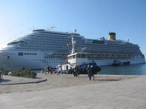 Cruise ship Stock Photos