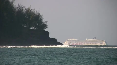 Cruise ship sail by 動画素材 1083531