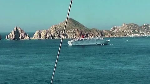 Cruise ships in port of Cabo San Lucas, shot from parachute Vídeos de archivo 59597629