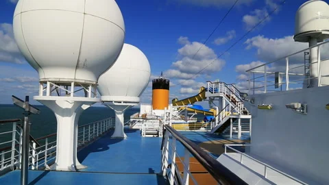 Cruise tourism 動画素材 105524883