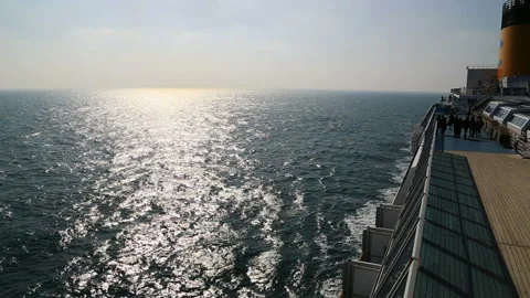 Cruise tourism Stockbeeldmateriaal 105527080