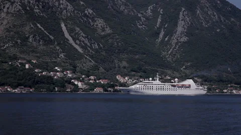 Cruise.mp4 Stock Footage 39695350