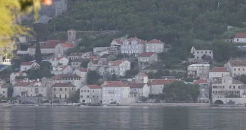 Cruiser ship passing by -  close up Видео 113826756